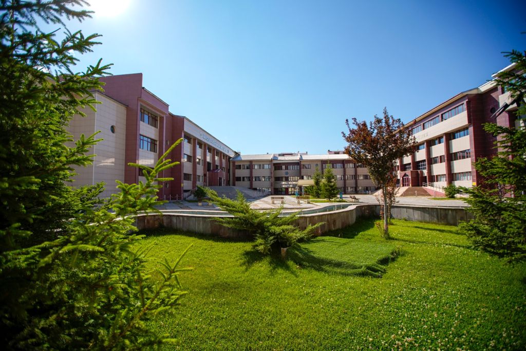 Bayburt Üniversitesi, Yükseköğrenimde Çığır Açan Mesleki Uygulamalı Eğitim Dönemini Başlatıyor